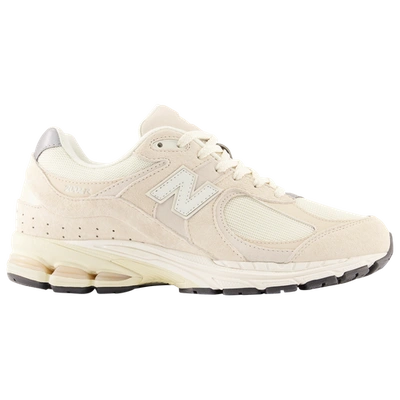 New Balance Beige M2002rcc Sneakers In Tan/white