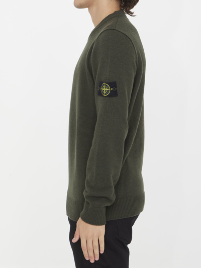 Shop Stone Island Compass Patch Fine-knit Sweatshirt In Green