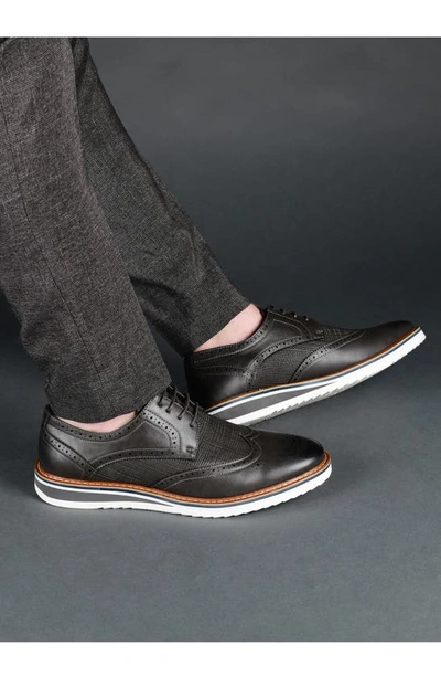 Vance Co. Warrick Wingtip Derby In Grey
