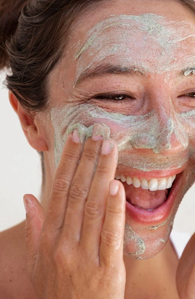 Osea Seaglow Resurfacing Scrub