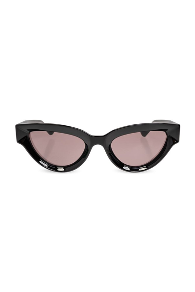 Shop Bottega Veneta Eyewear Cat In Black