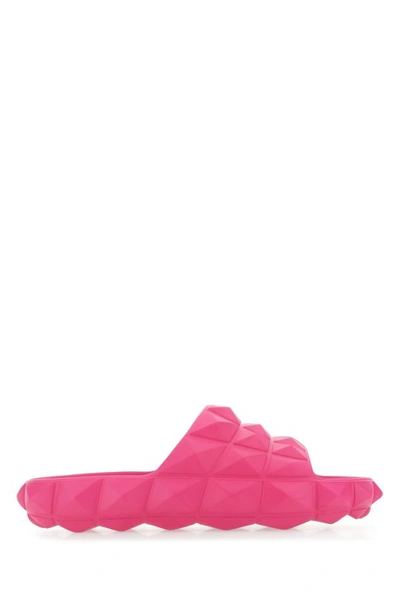 Shop Valentino Garavani Woman Fuchsia Rubber Roman Stud Turtle Slippers In Pink