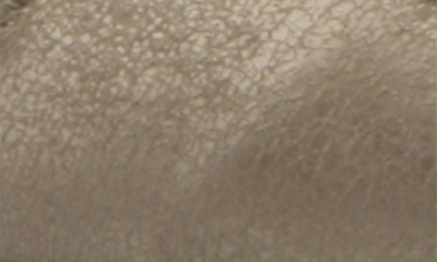 Adrienne Vittadini Dru Flat In Gold