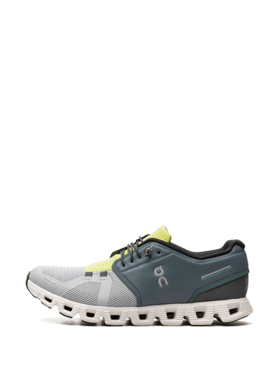 Shop On Running Cloud 5 Low-top Sneakers In Grey
