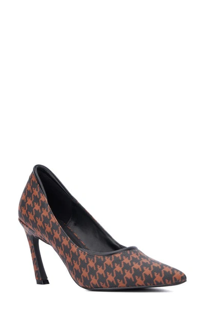Shop New York And Company Kailynn Stiletto Pump In Brown Houndstooth