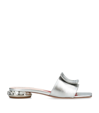 Shop Roger Vivier Metallic Leather Strass Mules 25 In Silver