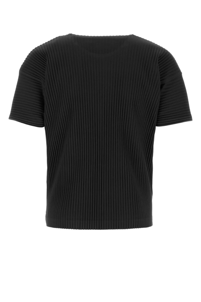 Shop Issey Miyake Black Polyester T-shirt In Nero