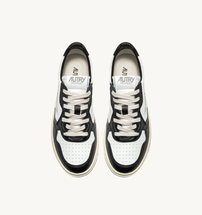 Shop Autry Women Low Leather Sneakers In Wb01  Wht/blk