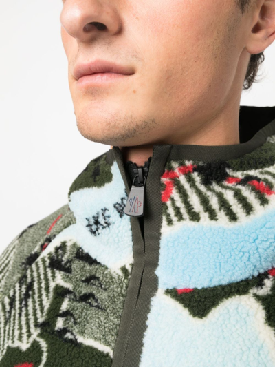Moncler Graphic-print Zip-up Hooded Jacket In Grün