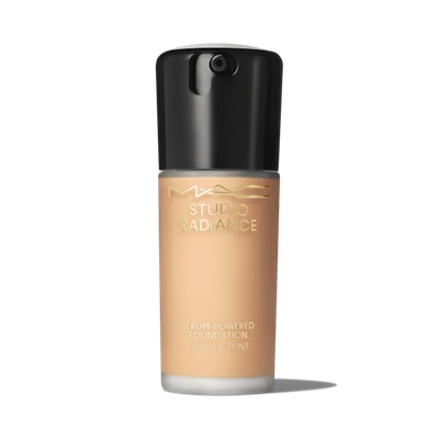 Shop Mac Cosmetics Uk Studio Radiance Serum-powered™ Dewy Foundation In Nc35