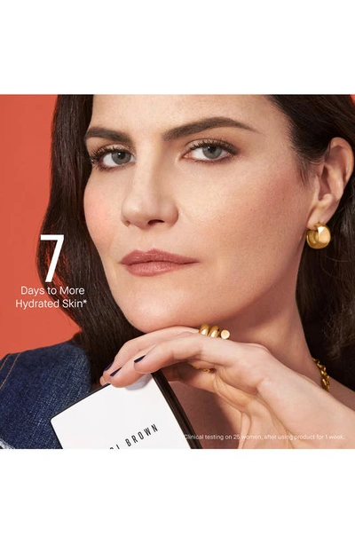 Bobbi Brown Vitamin Enriched Pressed Powder In Neutral
