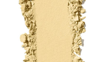 Bobbi Brown Vitamin Enriched Pressed Powder In Yellow