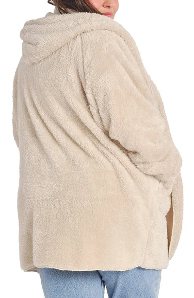 Unhide Shleepy Hooded Fleece Wrap In Beige Bear