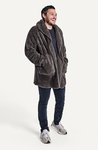 Unhide Shleepy Hooded Fleece Wrap In Charcoal Charlie