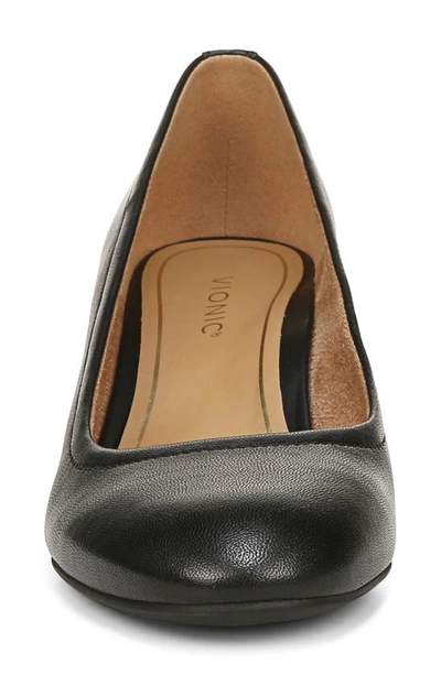 Vionic Carmel Pump In Black