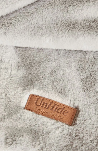 Unhide Lil' Marsh X-small Plush Blanket In Greige Goose