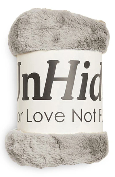 Unhide Lil' Marsh X-small Plush Blanket In Greige Goose