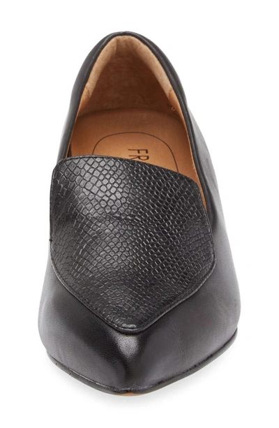 Frankie4 Faye Reptile Embossed Flat In Black Reptile Emboss