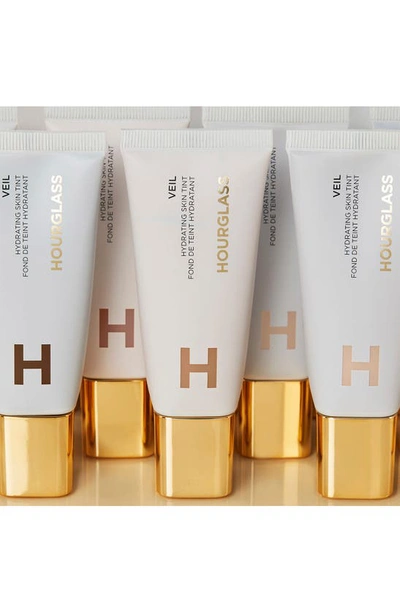 Hourglass Veil Hydrating Skin Tint In 1