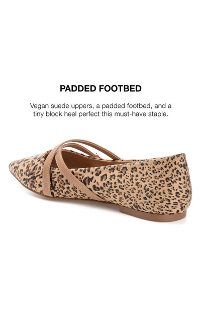 Journee Collection Womens Patricia Slip On Pointed Toe Ballet Flats In Leopard