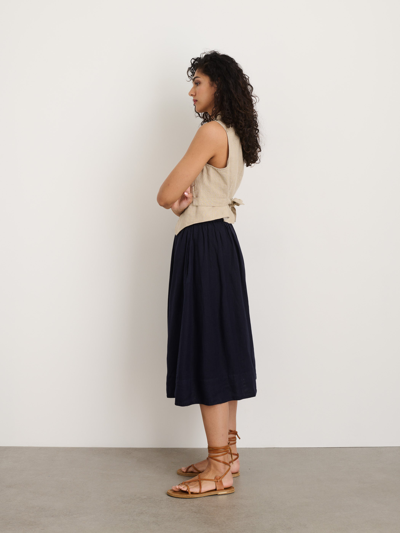 Shop Alex Mill Maddie Skirt In Linen In Dark Navy