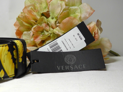 Pre-owned Versace Medusa Black/gold Buckle Reversible Leather Belt Size 130 (52")$625