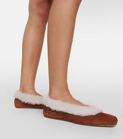 Magda Butrym Embroidered Shearling Ballet Flats In Beige