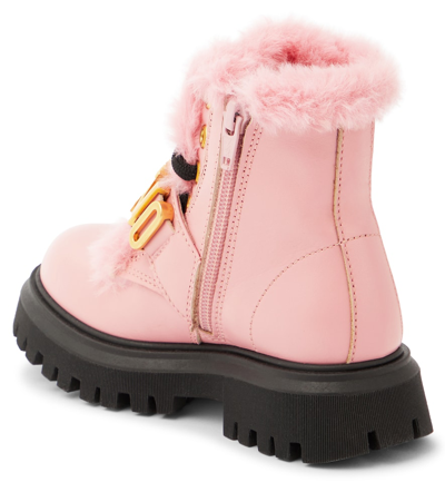 Moschino Logo Leather Boots In Pink