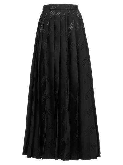 Shop Vetements Monogram Pleated Skirts Black