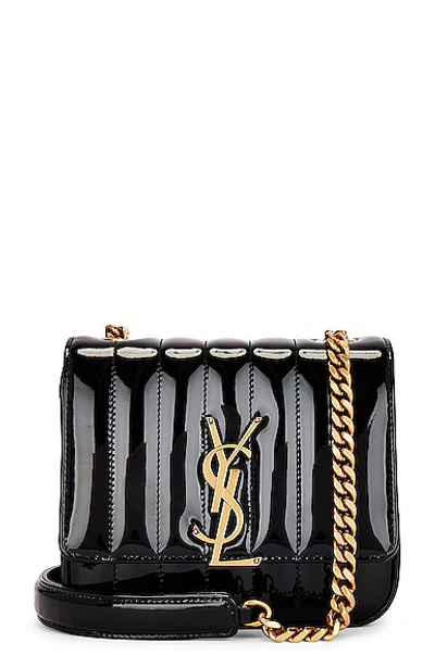 Shop Saint Laurent Small Vicky Chain Bag In Nero