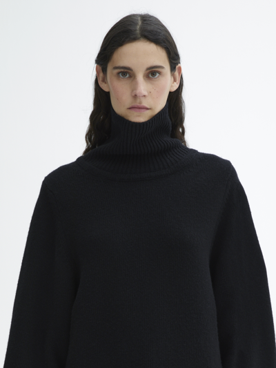 House Of Dagmar Long Wool Turtleneck In Black