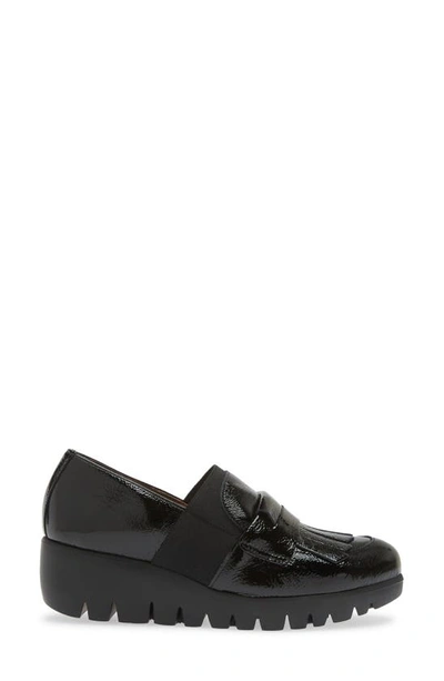 Wonders Kiltie Platform Loafer In Textured Black Patent