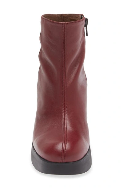 Wonders Lightweight Fashion Suede Boot In Burgundy Leather
