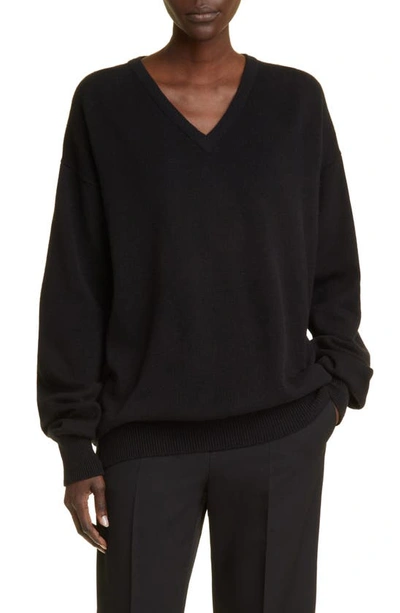 Shop The Row Derignon Cashmere V-neck Sweater In Black