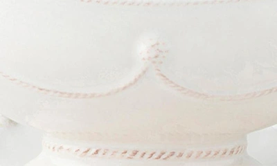 Juliska Berry & Thread Sauce Boat & Stand In Whitewash