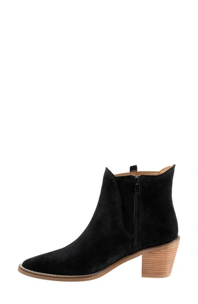 Shop Bueno Veronika Bootie In Black Suede