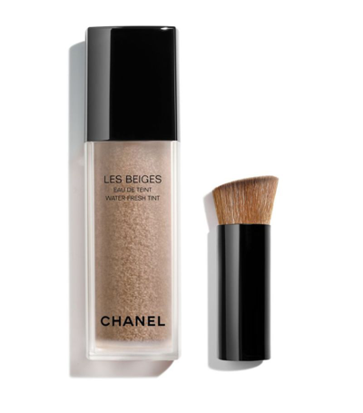 Shop Chanel (les Beiges) Healthy Glow Tinted Moisturiser In Neutral
