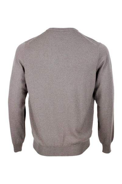 Shop Colombo Long-sleeved V-neck Sweater In Fine 2-ply 100% Kid Cashmere With Special Processing On The Edge Of T In Grey Mink
