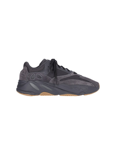 700 boost best sale trainers