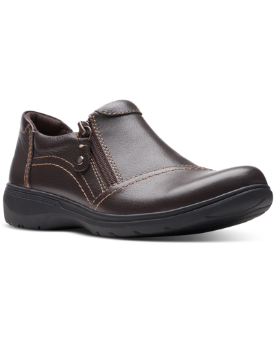 Clarks Carleigh Ray Shoe In Dark Brown Leather