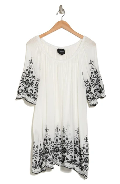 Forgotten Grace Embroidered Trim Peasant Tunic Top In White/black