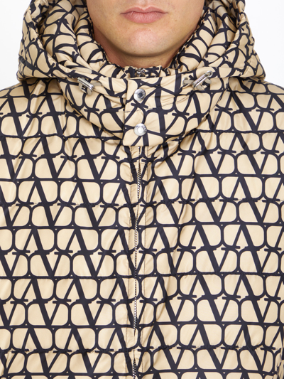 Shop Valentino Toile Iconographe Puffer Jacket In Beige