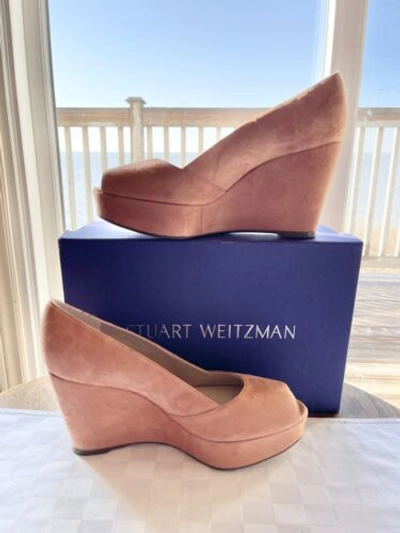 Pre-owned Stuart Weitzman Tori Ballet Suede Platform Peep-toe Wedge Heels 8.5m Bnib $425 In Pink