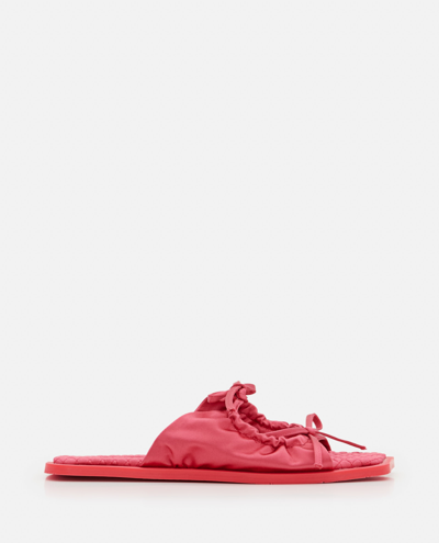 Carlotha Ray Quilted Bow Flat Sandals In Red