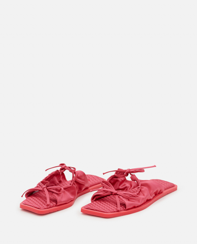 Carlotha Ray Quilted Bow Flat Sandals In Red