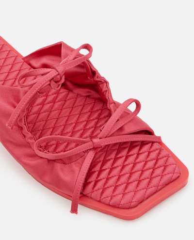 Carlotha Ray Quilted Bow Flat Sandals In Red