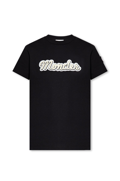 Shop Moncler T-shirt With Logo In 999
