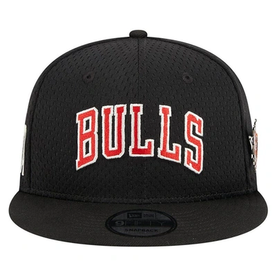Shop New Era Black Chicago Bulls Post-up Pin Mesh 9fifty Snapback Hat