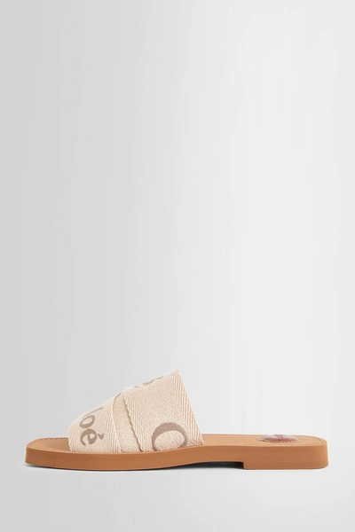 Chloé Woody Linen Flat Sandals In Neutral