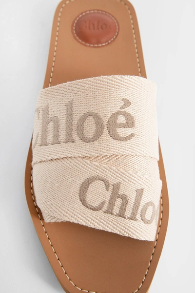 Chloé Woody Linen Flat Sandals In Neutral